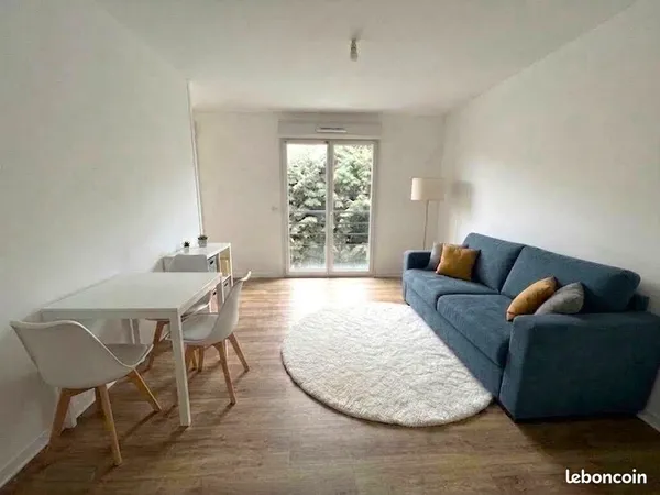 ★ CENTRE-VILLE ★ T2 meublé 35m2 proche ICES