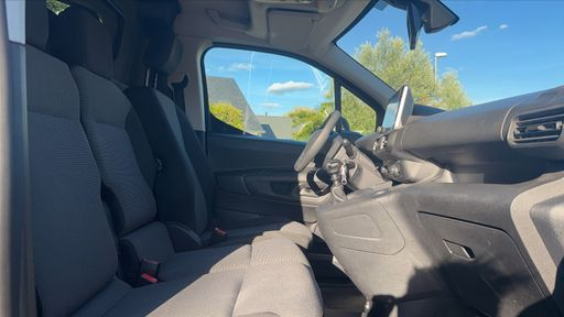 Peugeot Partner 1.5 BlueHDi 130 - Asphalt – 2019 – 99164 km – Diesel – Boîte Manuelle — photo 11