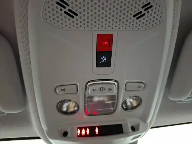 Peugeot 208 hybrid 100 e-dcs6 — photo 27