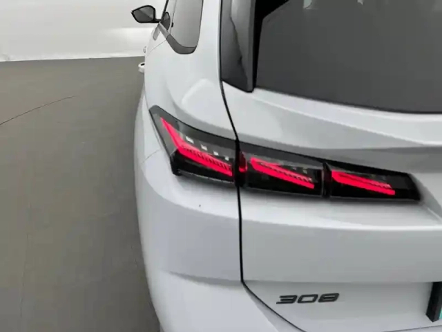 Peugeot 308 sw hybrid 145 e-dcs6 — photo 77