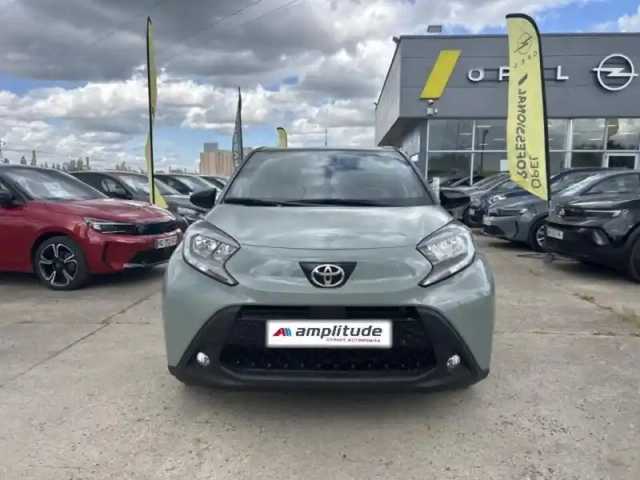 Toyota Aygo X 1.0 vvt-i 72ch air design my24 — photo 2