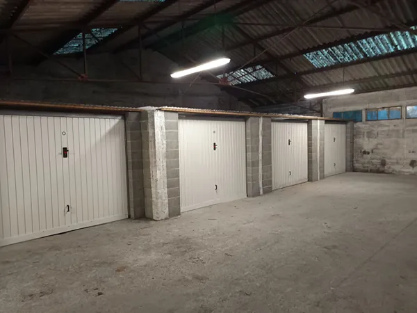 Box M à louer de 15m2 - centre ville Luçon