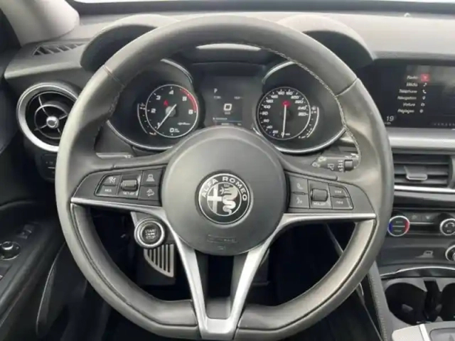 Alfa Romeo Stelvio 2.2 180 ch at8 — photo 11