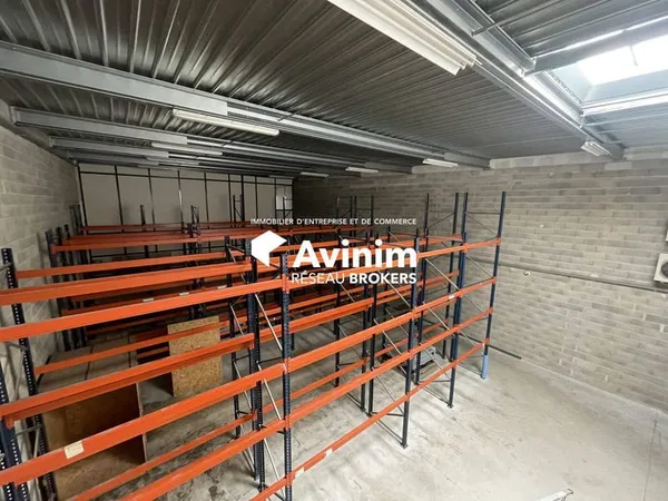 Entrepôt 500 m²