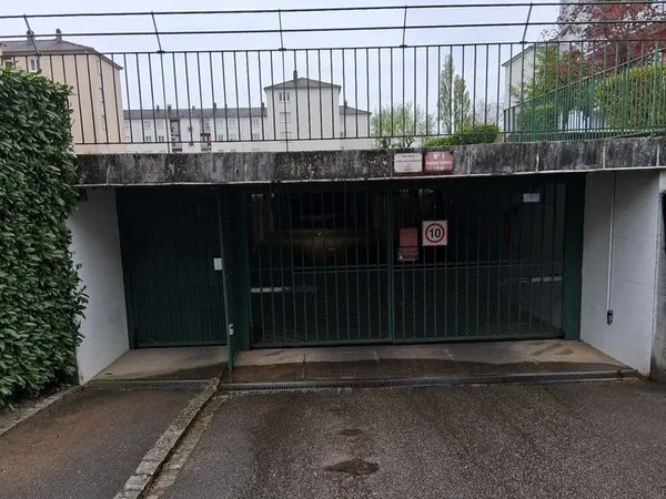 Garage-Box à Mulhouse au Pranard