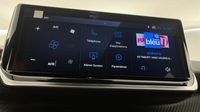 Peugeot 2008 1.2 Hybrid 145ch Allure e-DCS6 — photo 18