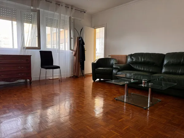 BREST - BELLEVUE | T3 TRAVERSANT DE 68 M² AVEC BALCON - IDÉAL INVESTISSEMENT LOCATIF