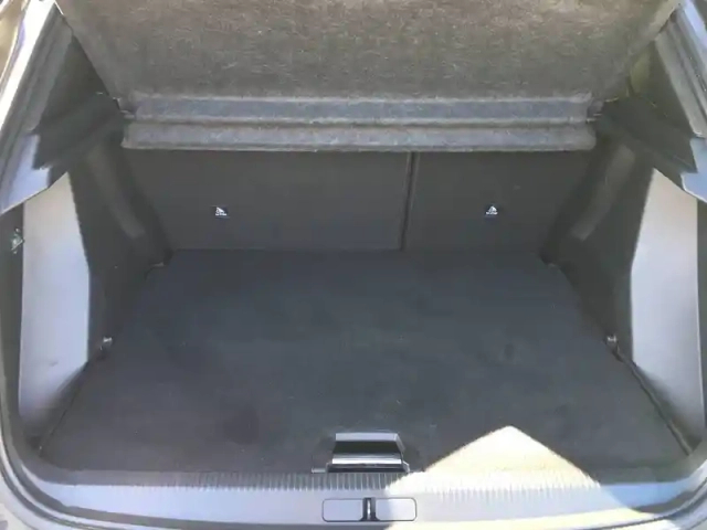 Peugeot 2008 puretech 130 s&amp;s eat8 — photo 8