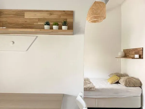 Studio 1 pièce 13 m²