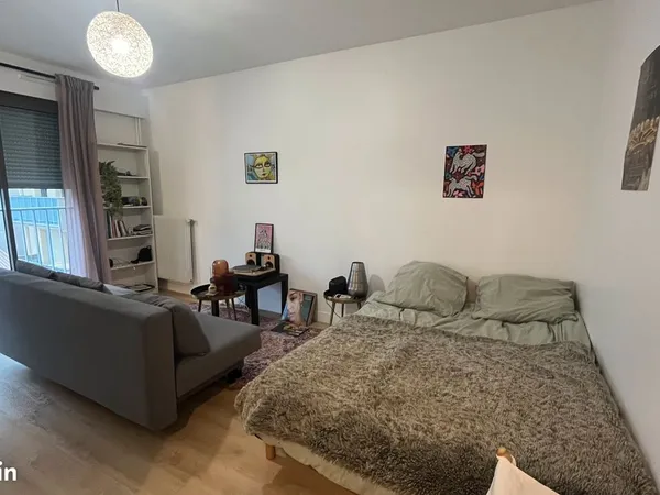 Appartement Location Montreuil 1p 23m² 830€