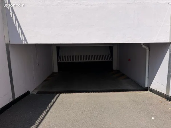 Stationnement Location Strasbourg  16m² 100€