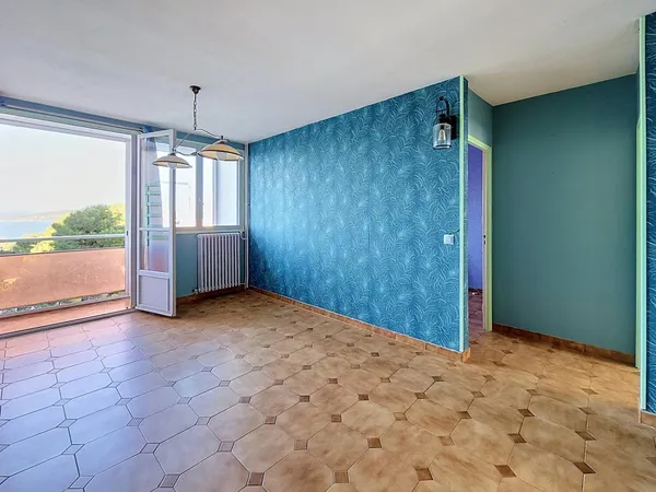 Appartement traversant de 74 m²