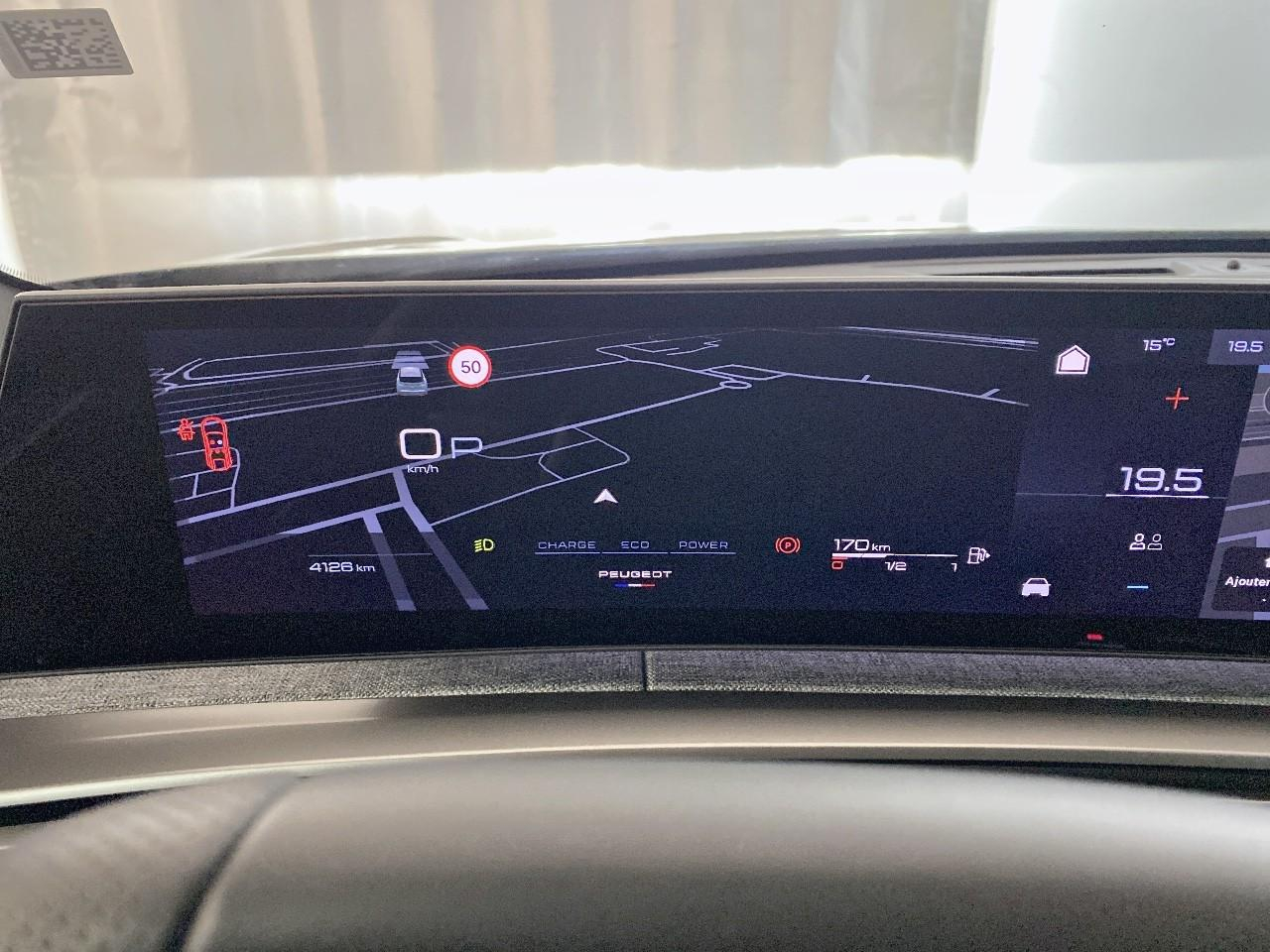 Peugeot 3008 hybrid 145 e-dcs6 gt — photo 15