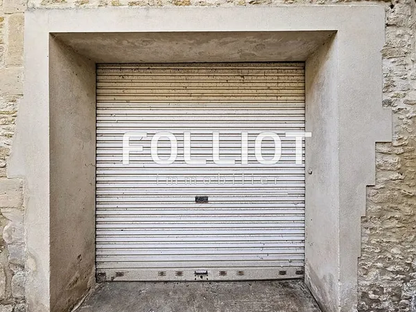A VENDRE GARAGE DE 40 M2 à DOUVRES LA DELIVRANDE