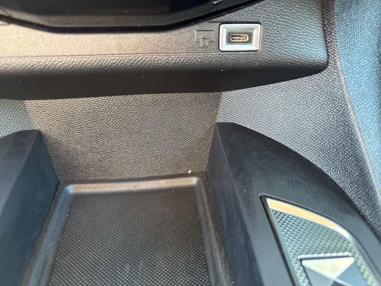 Ds Ds 3 bluehdi 130ch performance line + automatique — photo 21
