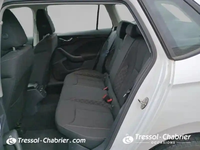 Skoda Kamiq 1.0 tsi evo 110 ch dsg7 ambition — photo 23