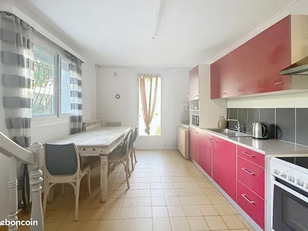 Maison 3 pièces 94 m²