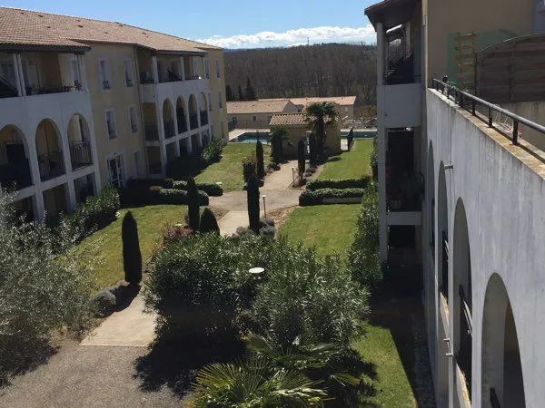 Très joli T2 dans résidence calme et sécurisée