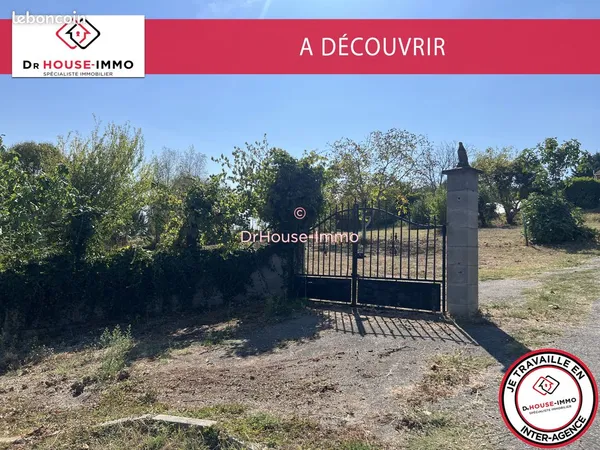 Terrain 649 m² cox