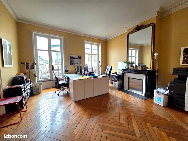 Appartement 5 pièces 176 m²