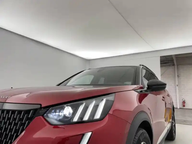 Peugeot 2008 puretech 130 s&amp;s eat8 — photo 30