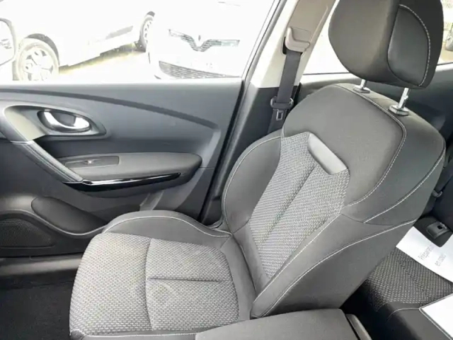 Renault Kadjar blue dci 115 — photo 35