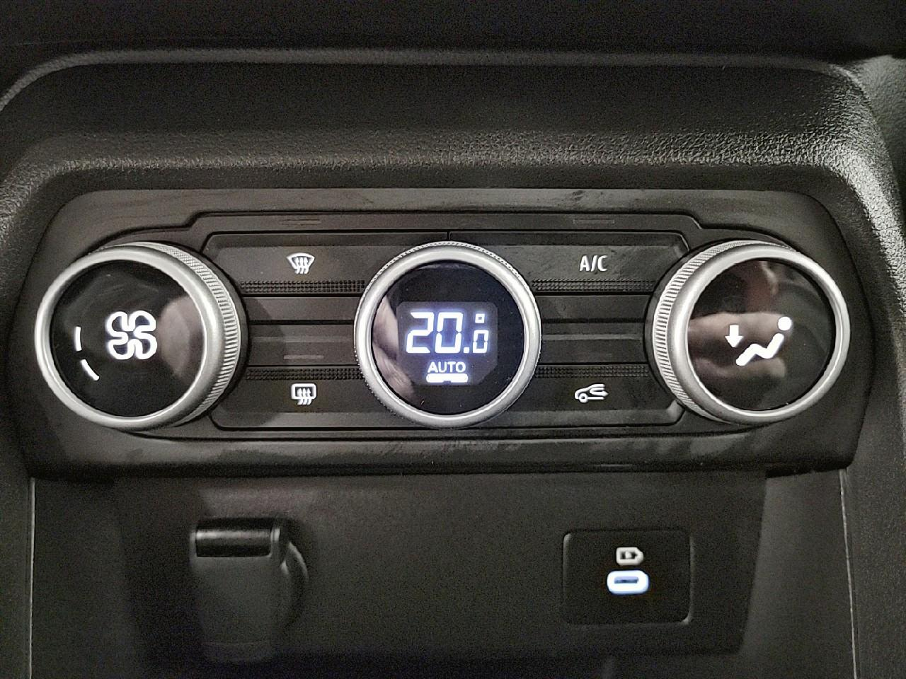 Dacia Sandero tce 90 gsr2 journey — photo 16