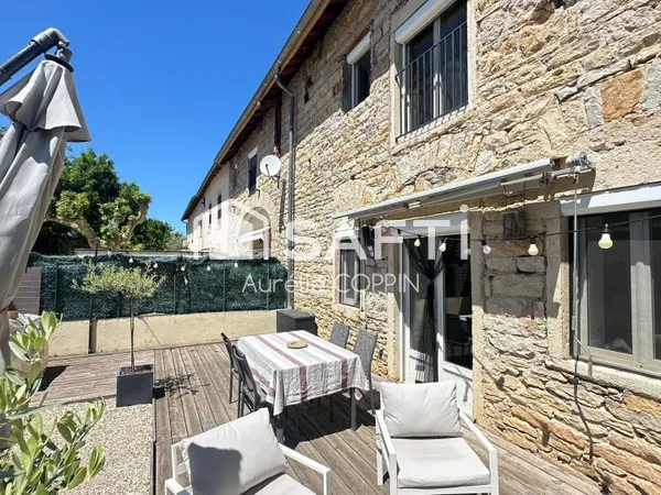 Appartement T3, 2 terrasses, piscine à St Romain