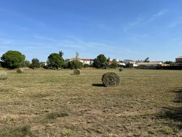 Terrain 306 m²