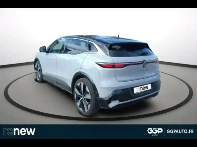 Renault Megane e-tech electric ev60 220ch techno optimum charge — photo 4
