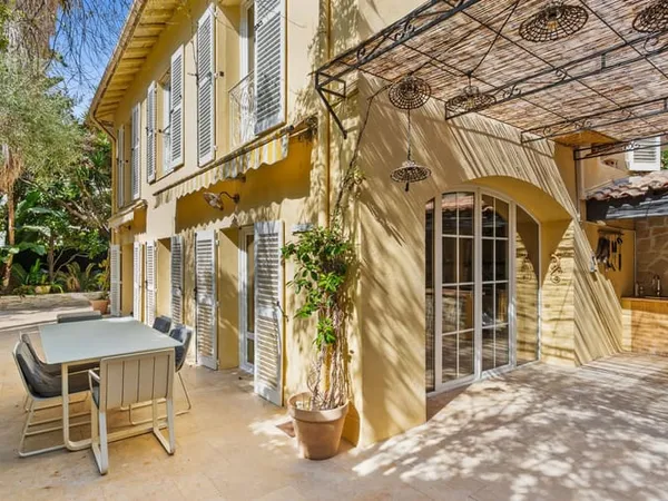 Maison 5 pièces 130 m²
