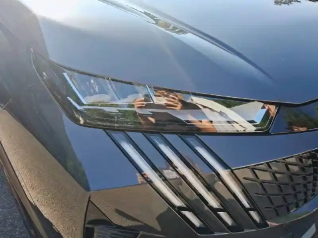 Peugeot 3008 electrique 210 ch 73 kwh — photo 16