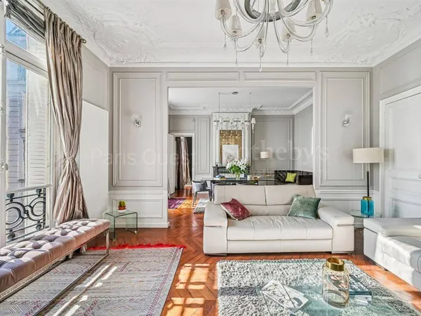 Appartement 5 pièces 155 m²