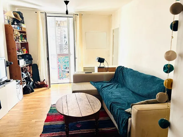 A VENDRE NANTES SAINT-CLEMENT SPACIEUX TYPE 2 IDEALEMENT SITUE