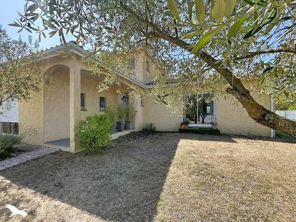 Maison 5 pièces 121 m²