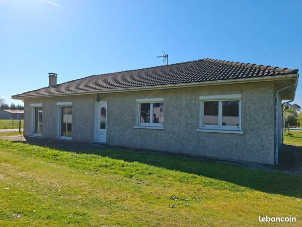 Maison année 1969 avec grand terrain