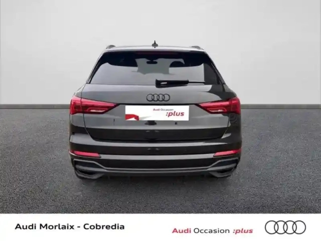 Audi Q3 35 tfsi 150ch s line plus s tronic 7 — photo 20