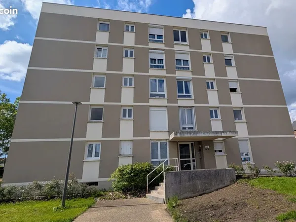 Studio 1 pièce 30 m²