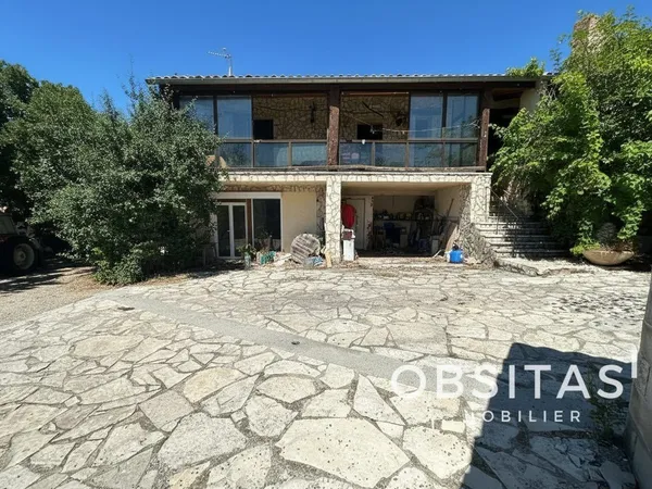 Maison Individuelle avec terrain et dependances