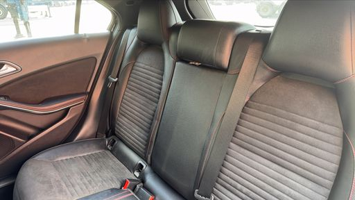 Mercedes Classe A 200 156 7G-DCT - Fascination – 2017 – 149236 km – Essence – Boîte Automatique — photo 37
