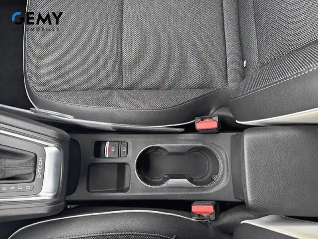 Renault Captur e-tech 145 - 21 — photo 57
