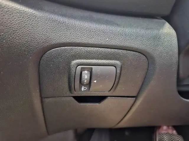 Renault Scenic blue dci 120 edc — photo 33