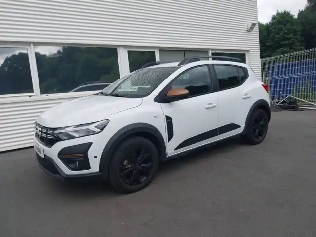 Dacia Sandero tce 90 cvt — photo 1