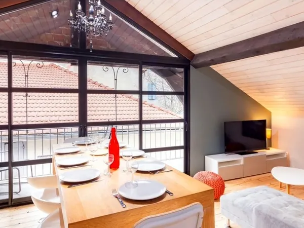 Appartement 90m2 avec 3 chambres et terrasse Ax-les-thermes