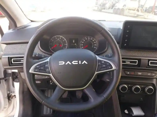 Dacia Jogger eco-g 100 5 places — photo 11
