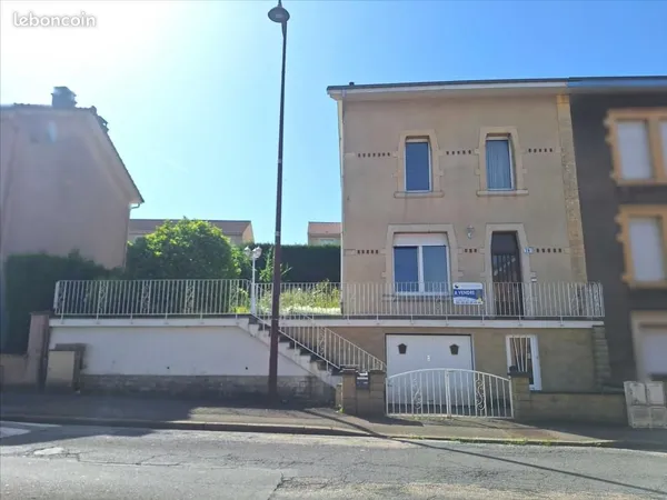 Maison 9 pièces 111 m²