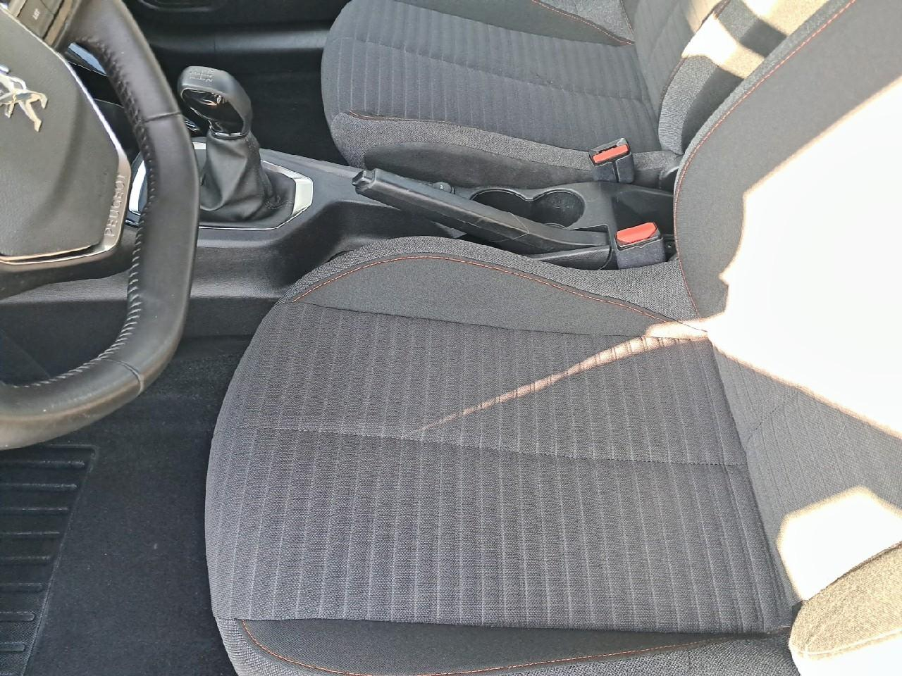 Peugeot 208 puretech 75 s&s bvm5 active — photo 11