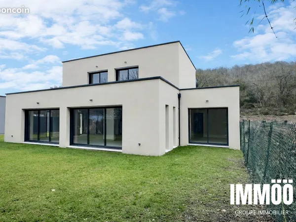 Maison 6 pièces 165 m²