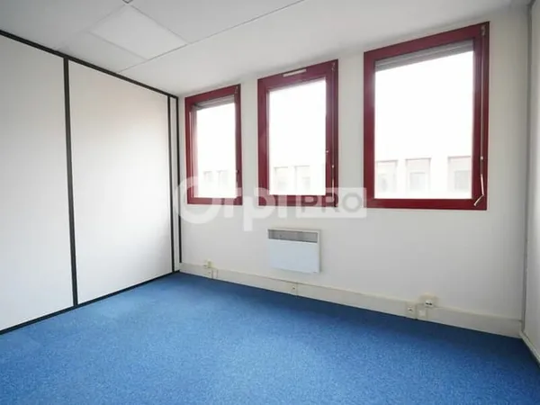 Bureaux 56 m²