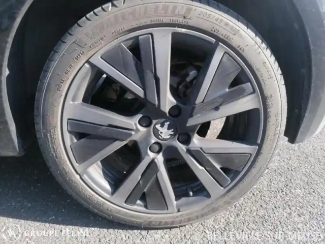 Peugeot 208 gt 100ch s&amp;s bvm6 — photo 11